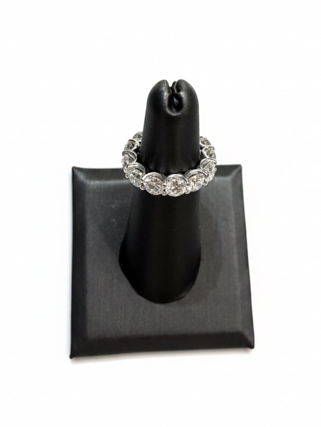 50 Pointer Round Lab-Grown Diamond Eternity Band