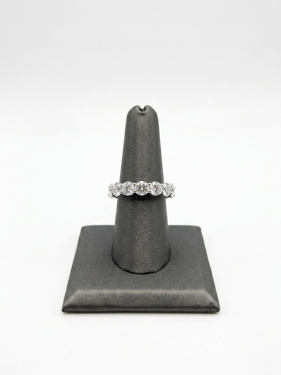 50 Pointer Round Lab-Grown Diamond Eternity Band